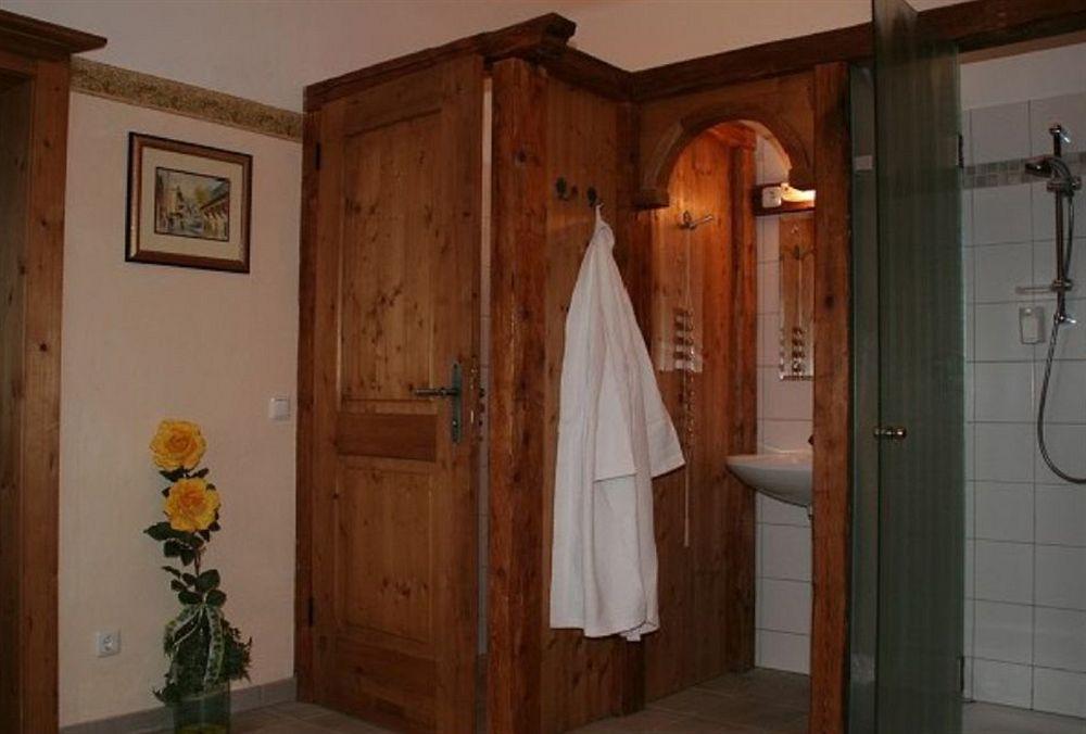 Hotel-Garni Schernthaner Sankt Gilgen Bagian luar foto