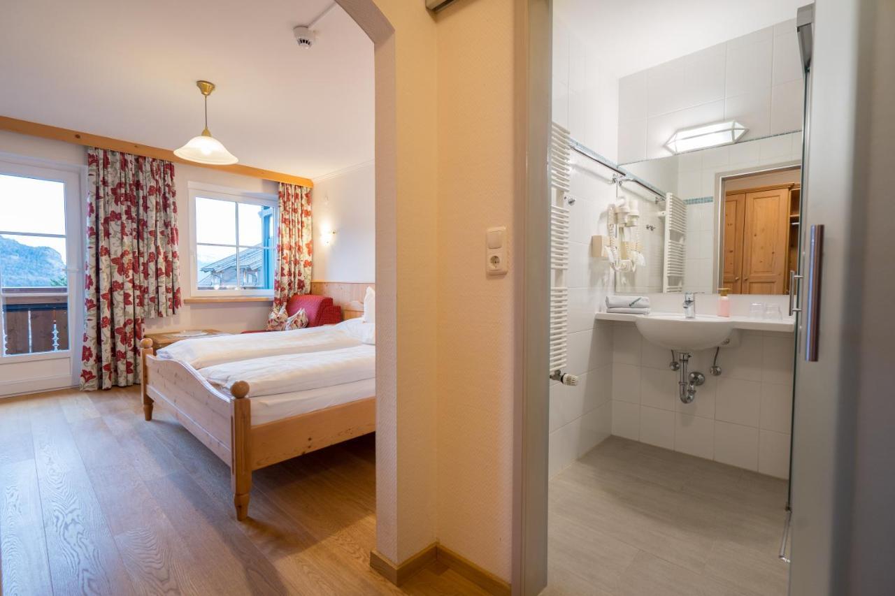 Hotel-Garni Schernthaner Sankt Gilgen Bagian luar foto