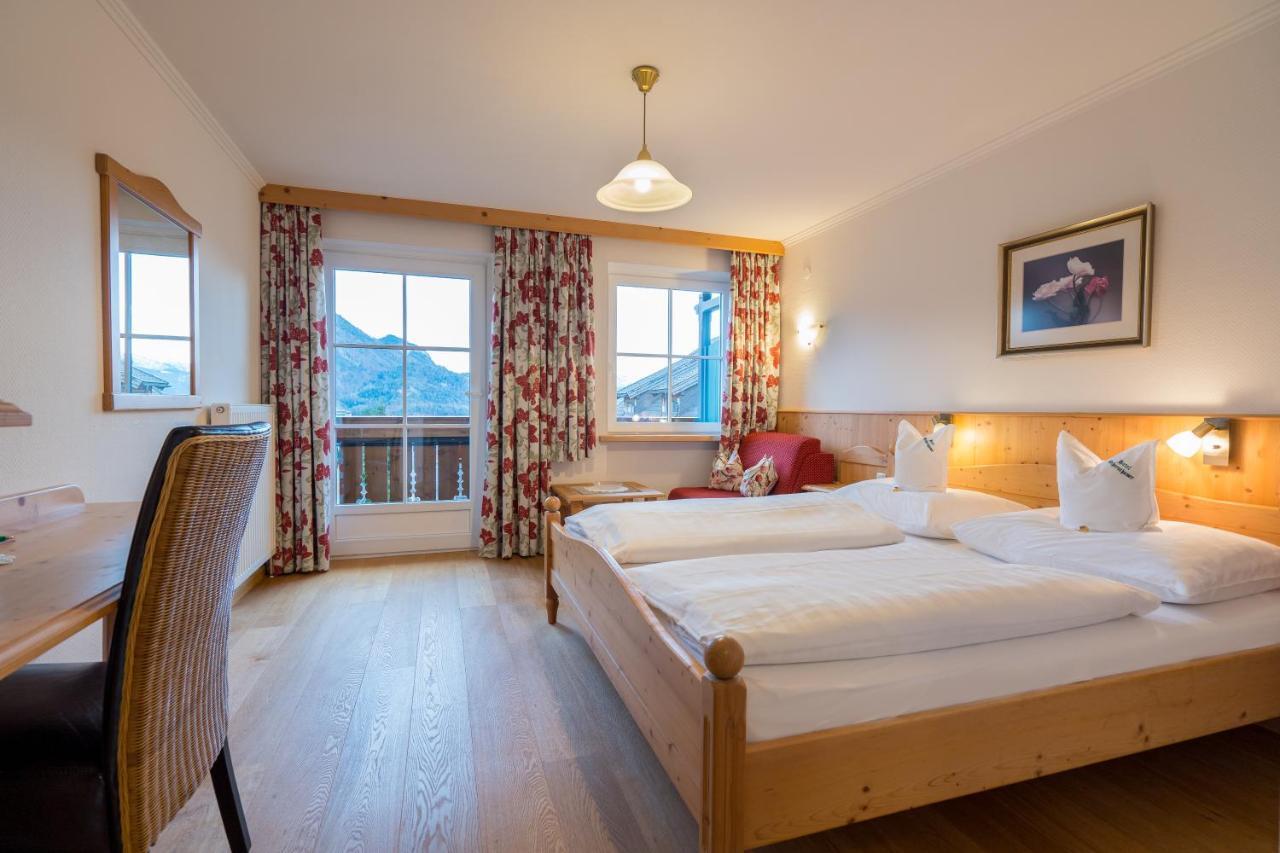 Hotel-Garni Schernthaner Sankt Gilgen Bagian luar foto